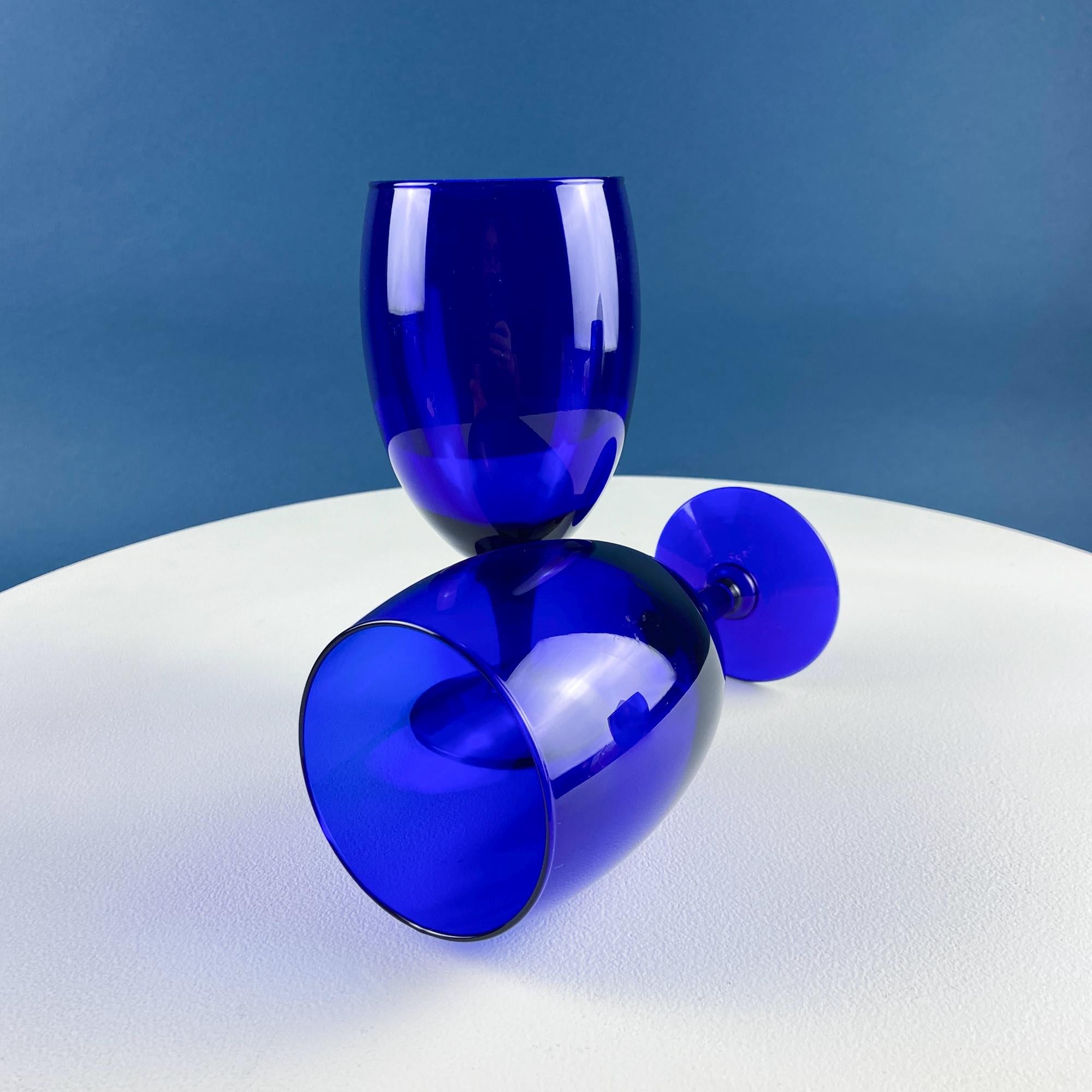 Cobalt Blue Glass Water Goblets. Set of 6 Modern Stemware. Dark Blue Minimal Glassware. Serveware. Dining Room. Gift for Him or Her.