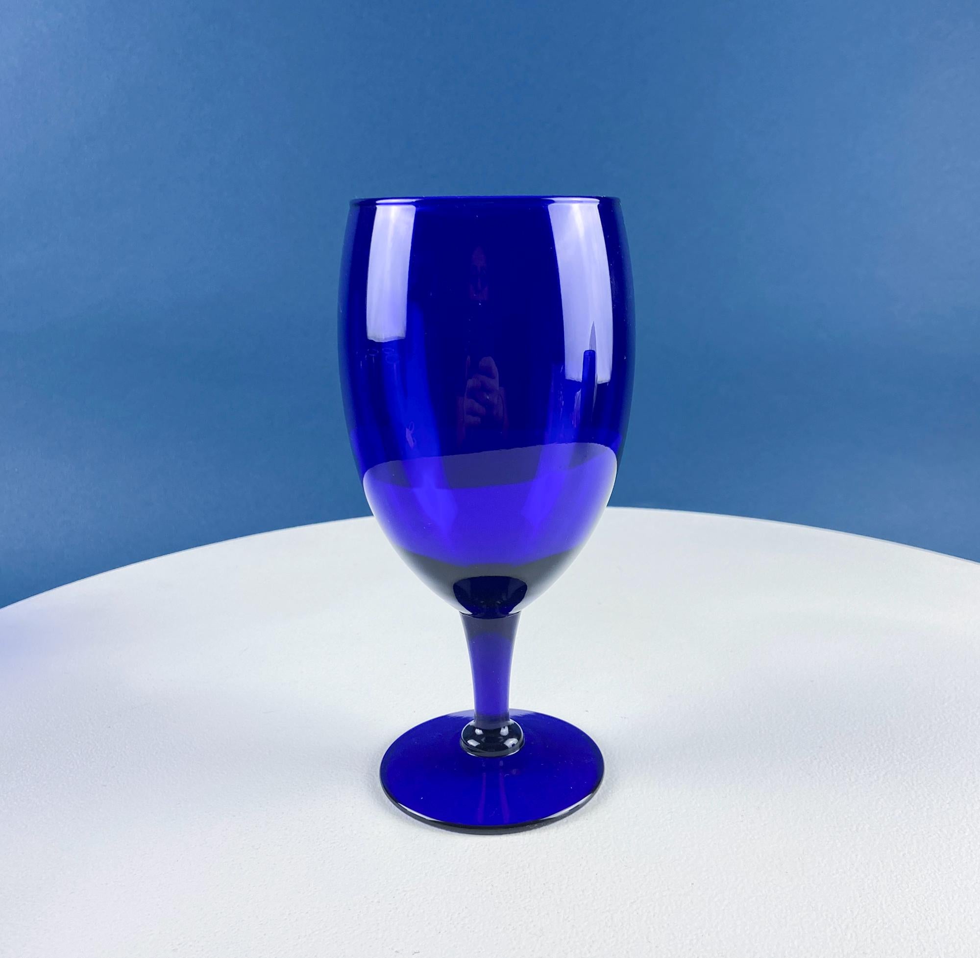 Cobalt Blue Glass Water Goblets. Set of 6 Modern Stemware. Dark Blue Minimal Glassware. Serveware. Dining Room. Gift for Him or Her.