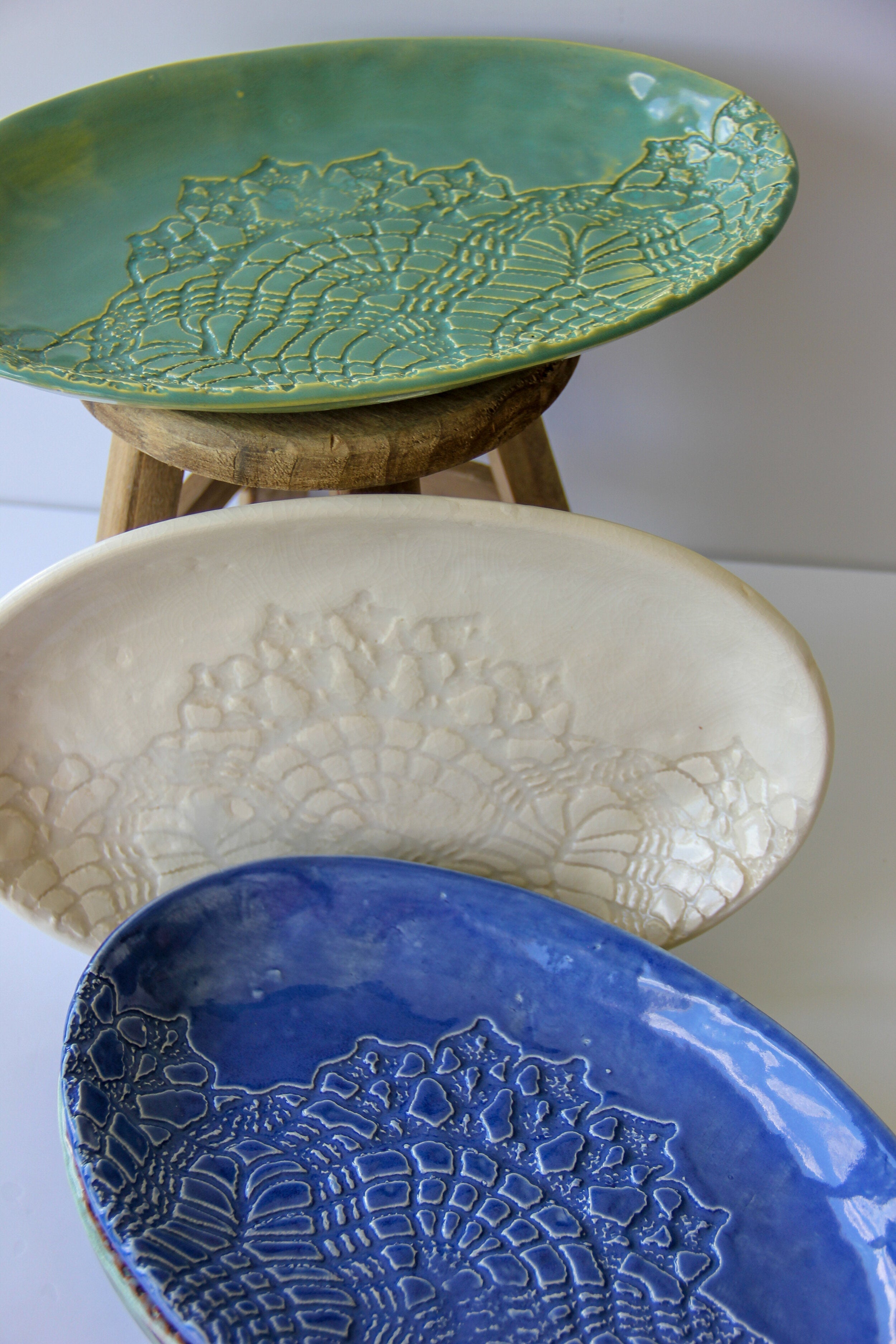 Handmade Embossed Lace Ceramic Oval Platter