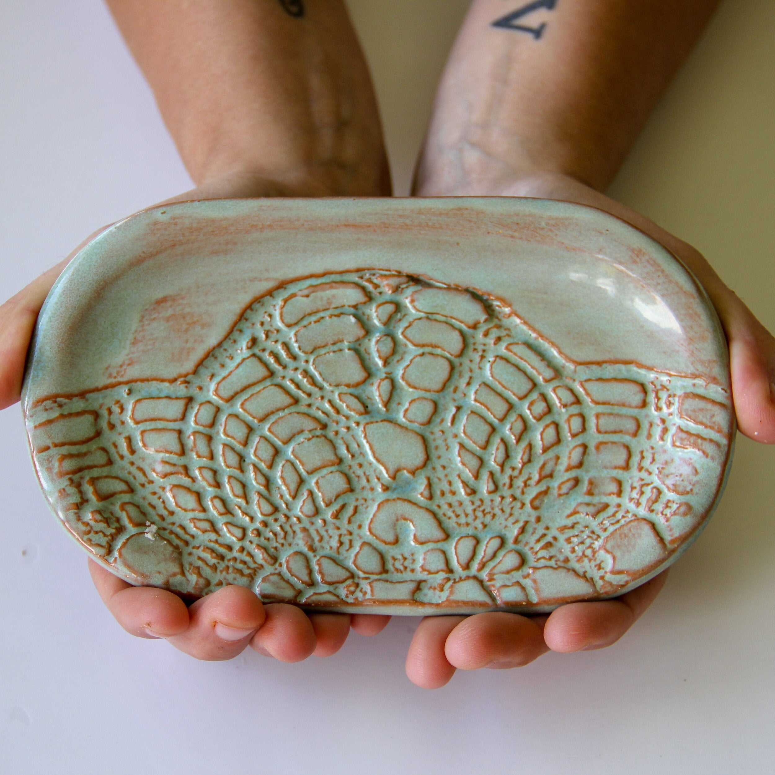 Handmade Embossed Lace Ceramic Soap Dish