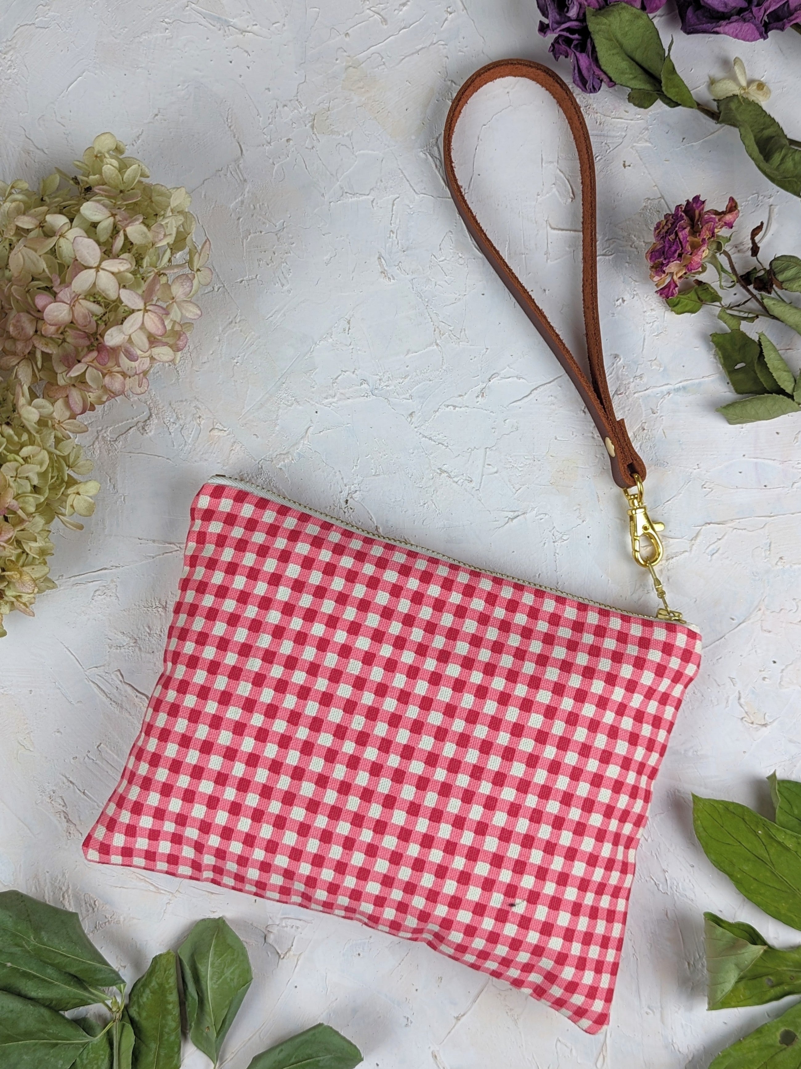 Italian Picnic Wristlet Purse