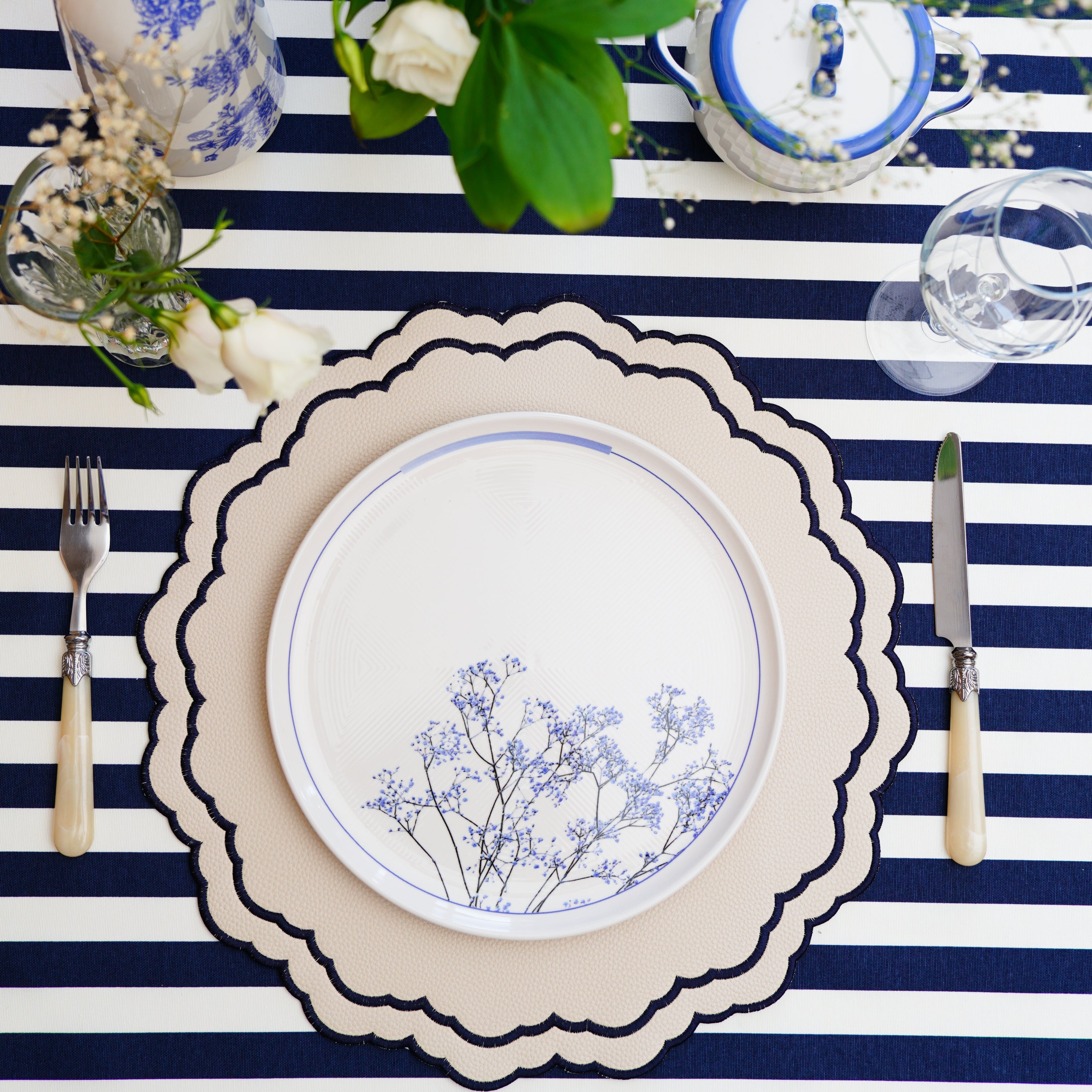 Scarlet White Navy Blue Round Faux Leather Placemat