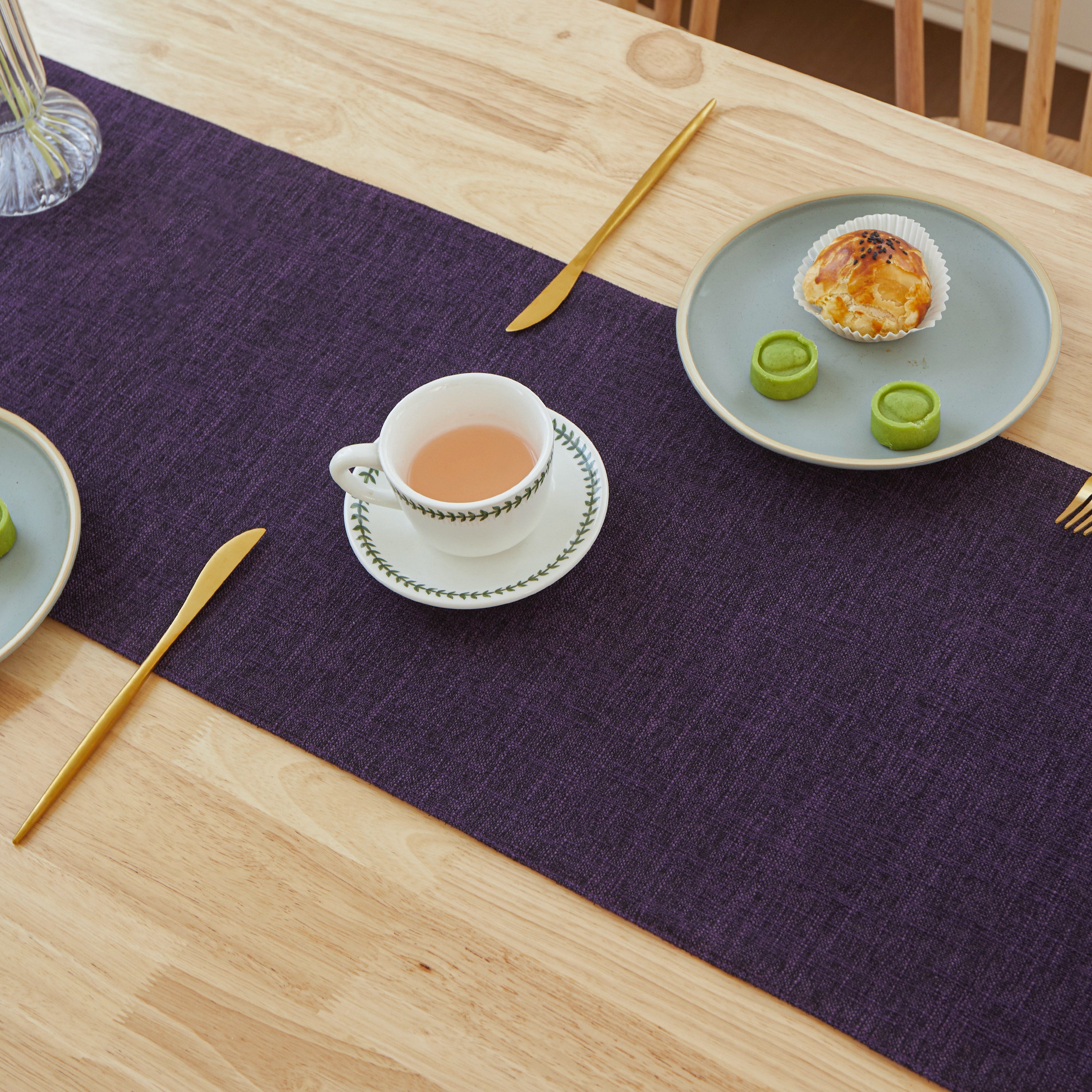 Positano Table Runner with Triangular Edges 12" x 71"