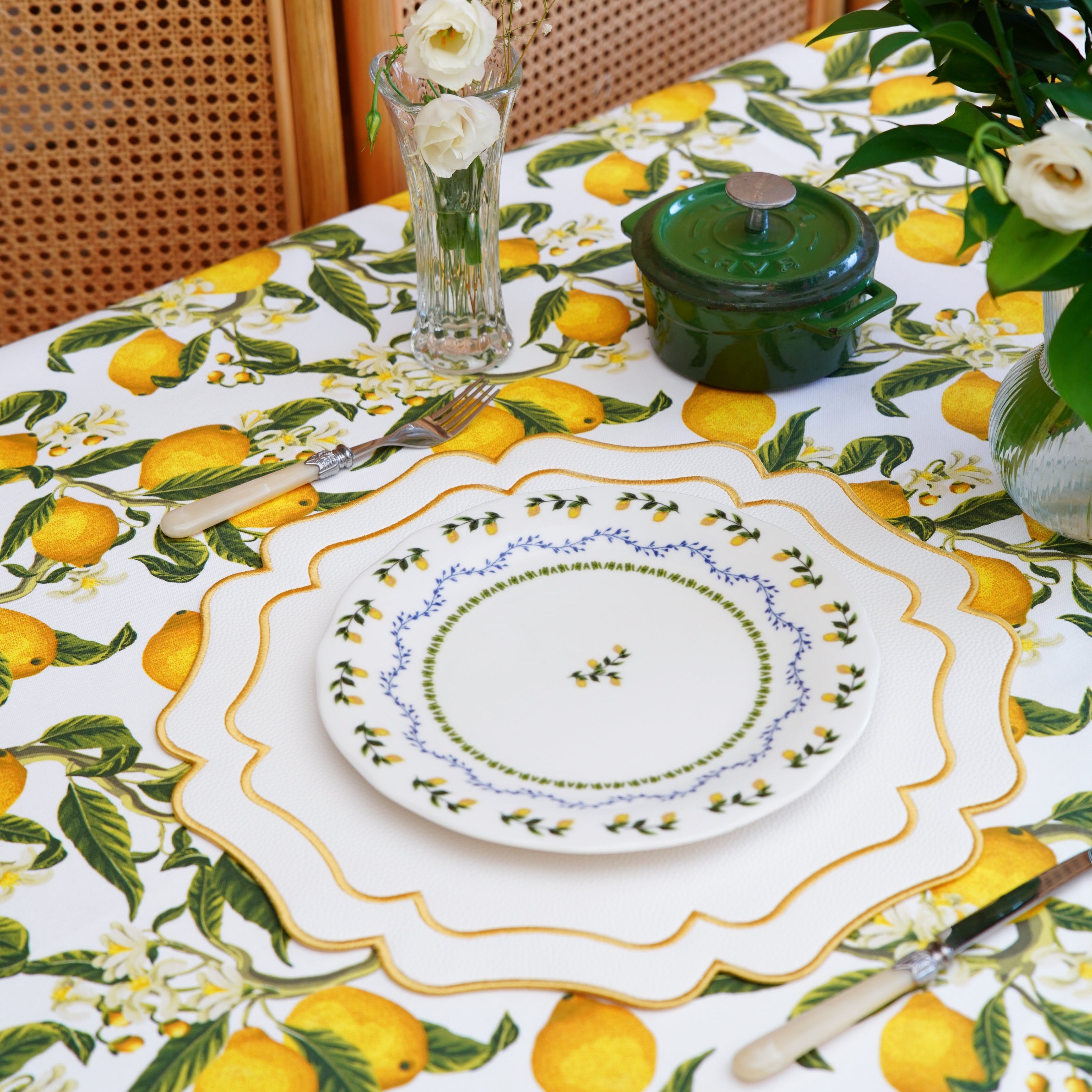 Vista Ivory Wavy Faux Leather Placemat