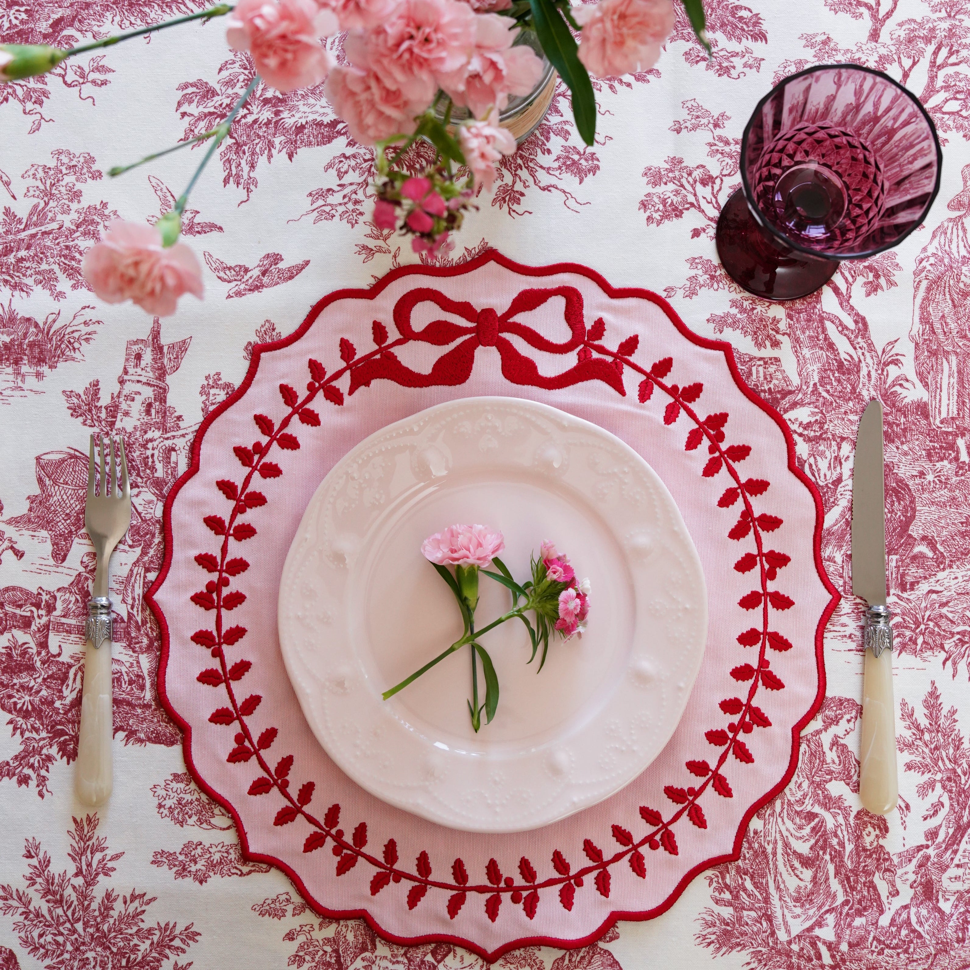 Champagne Pink Cotton Blend Round Placemat