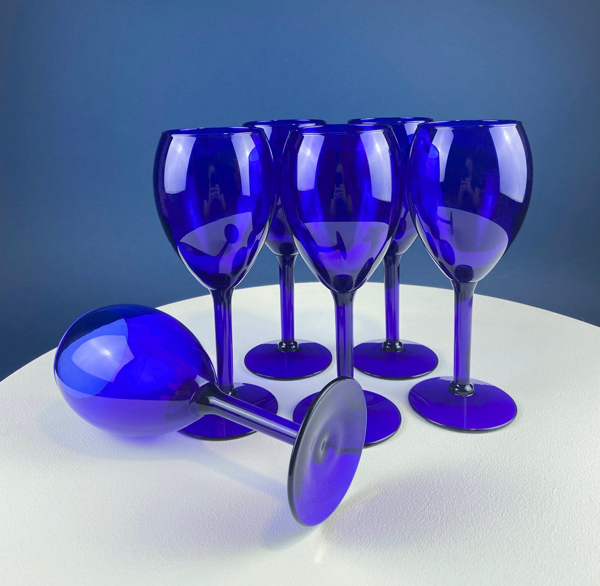 Cobalt Blue Wine Glasses. Set of 8 Stemware. Dark Blue Modern Glassware. Holiday Celebration. Fine Dining.