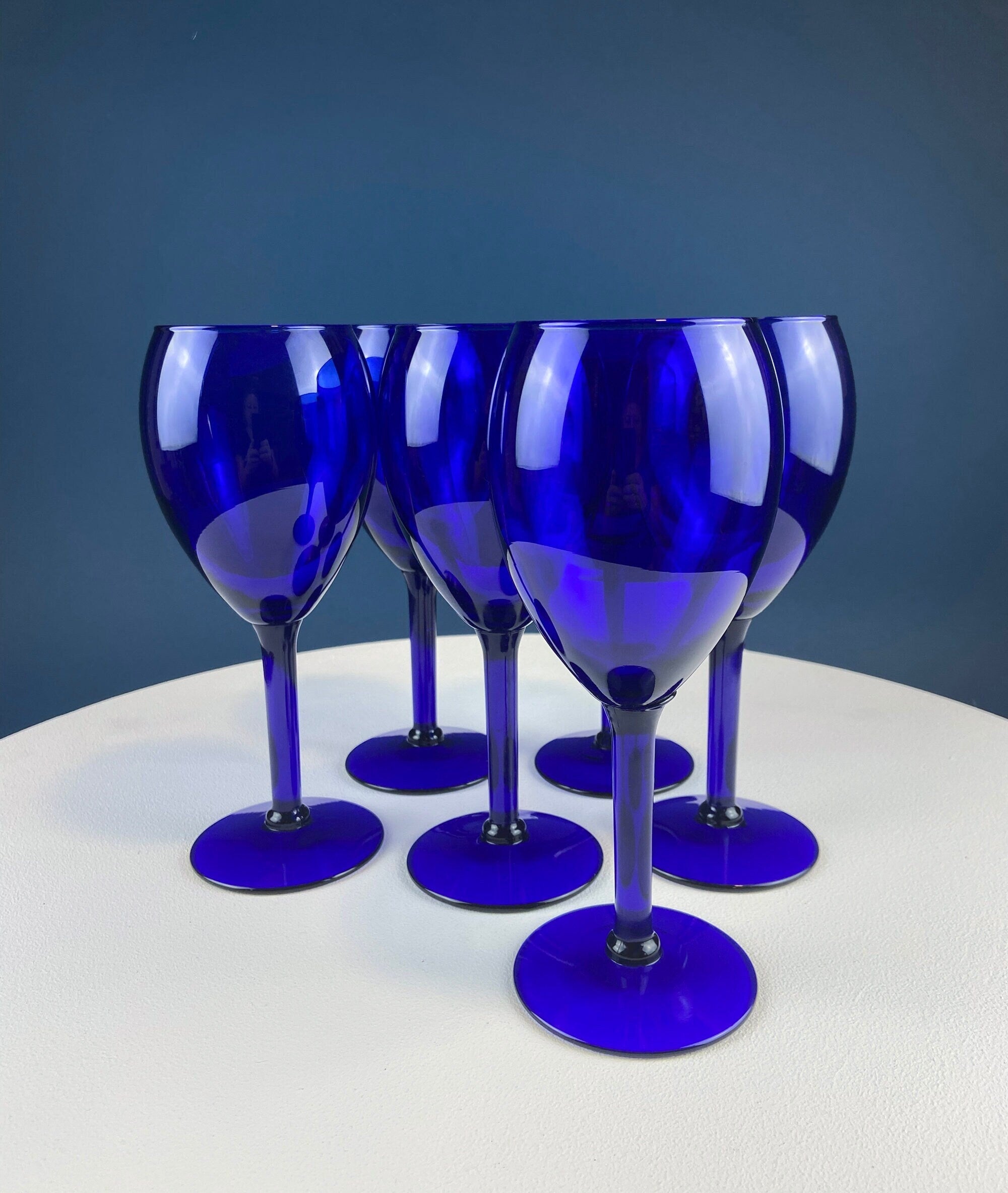 Cobalt Blue Wine Glasses. Set of 8 Stemware. Dark Blue Modern Glassware. Holiday Celebration. Fine Dining.