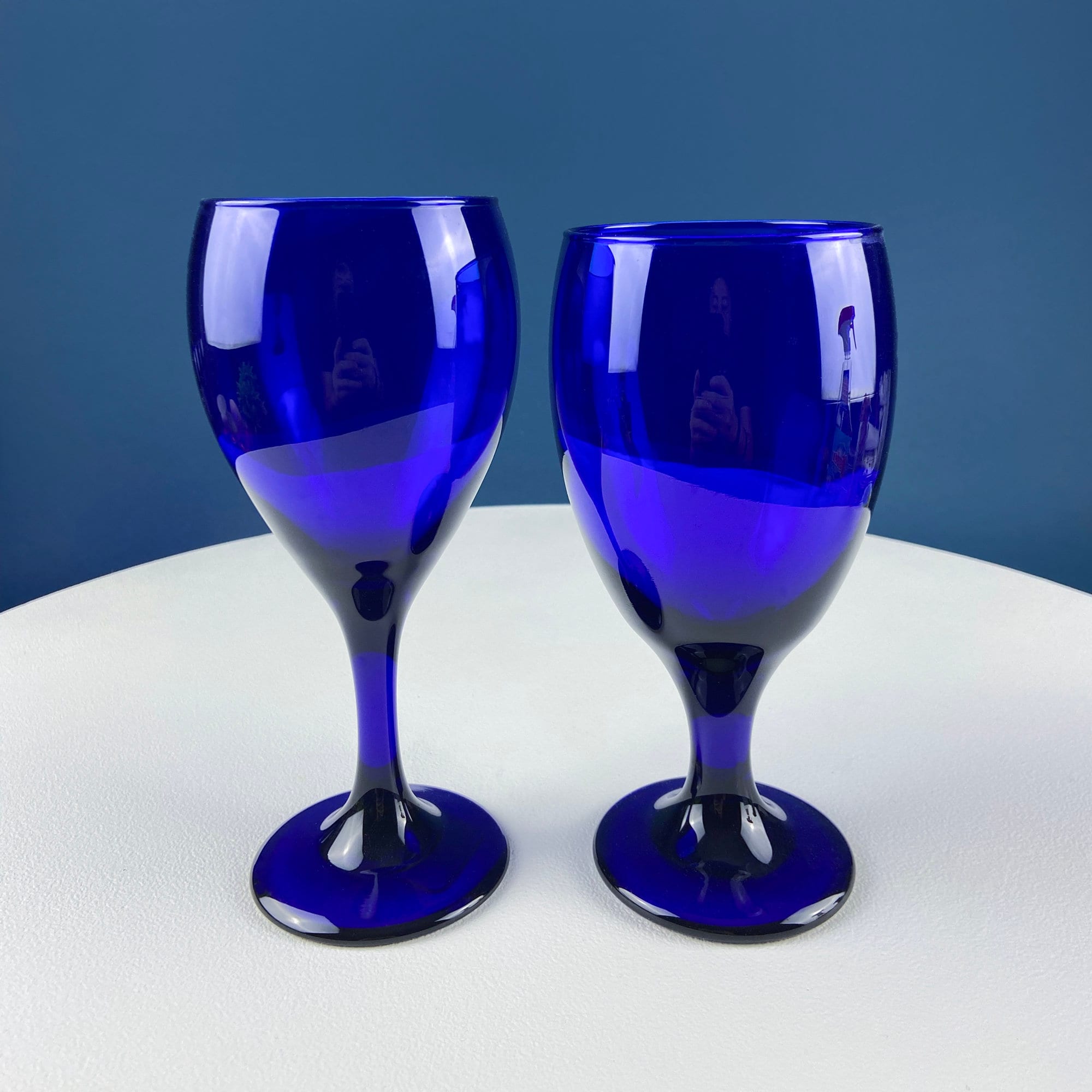 Cobalt Blue Glass Water Goblets. Set of 6 Modern Stemware. Dark Blue Minimal Glassware. Serveware. Dining Room. Gift for Him or Her.