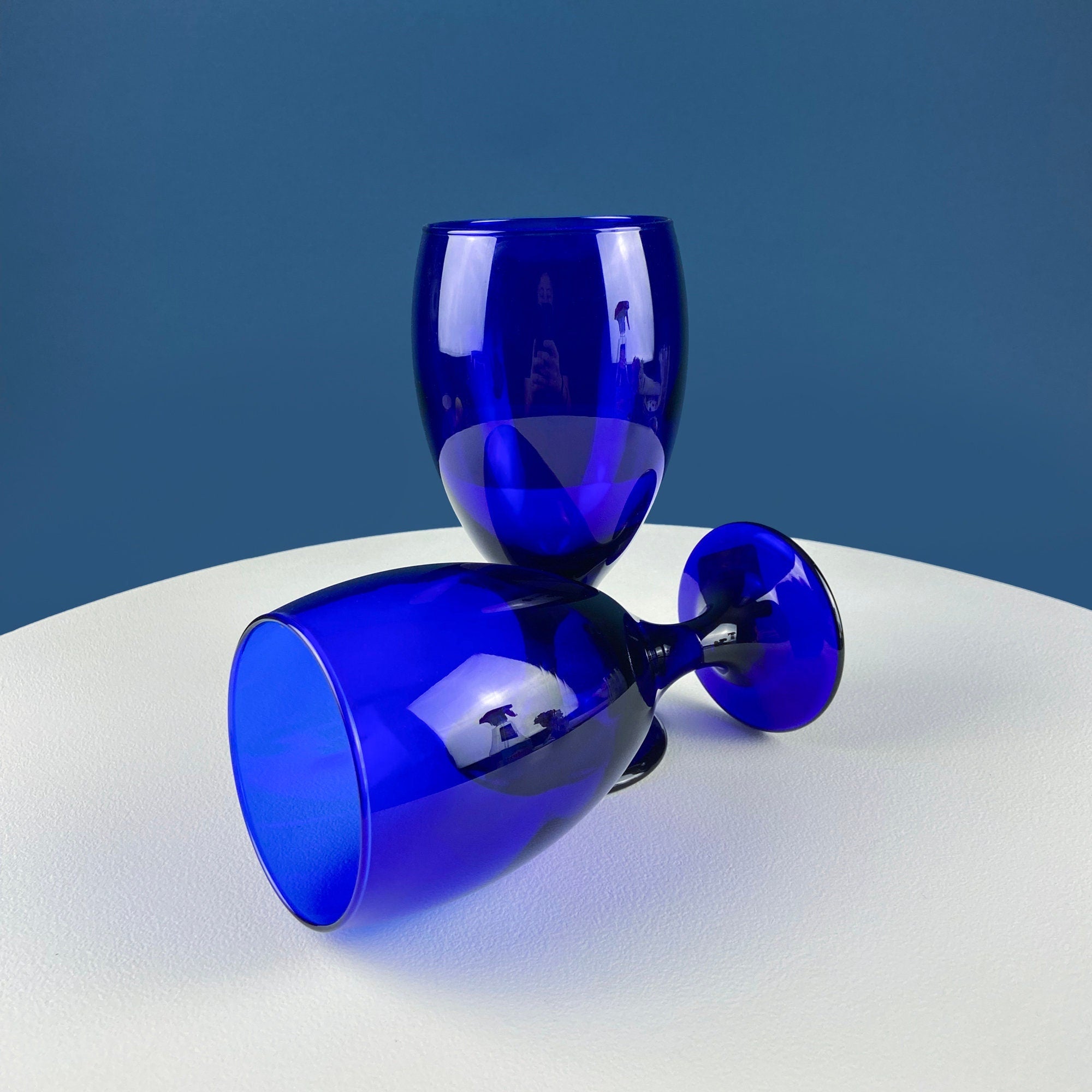 Cobalt Blue Glass Water Goblets. Set of 6 Modern Stemware. Dark Blue Minimal Glassware. Serveware. Dining Room. Gift for Him or Her.