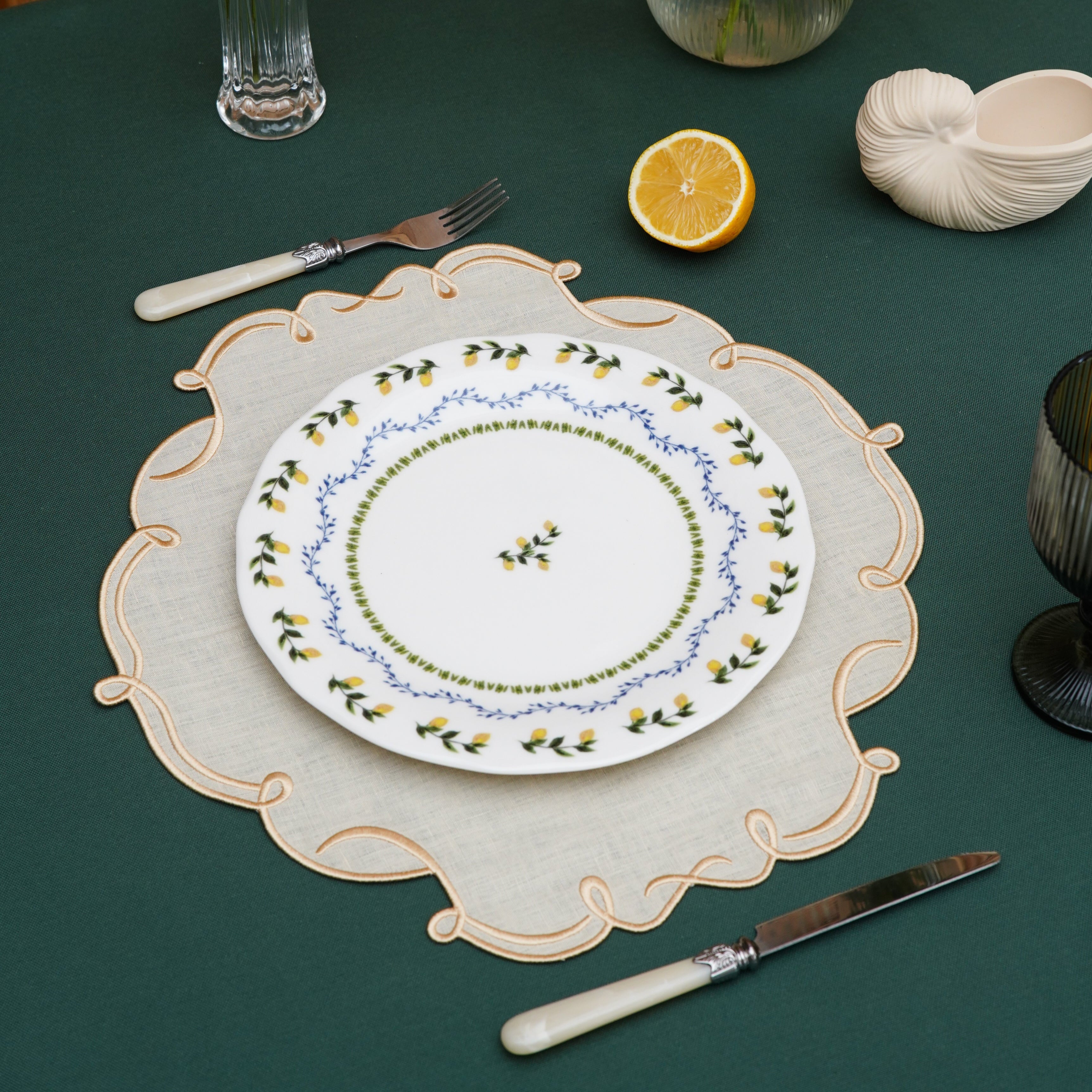 Celestia Linen Ivory Gold Trim Square Placemat