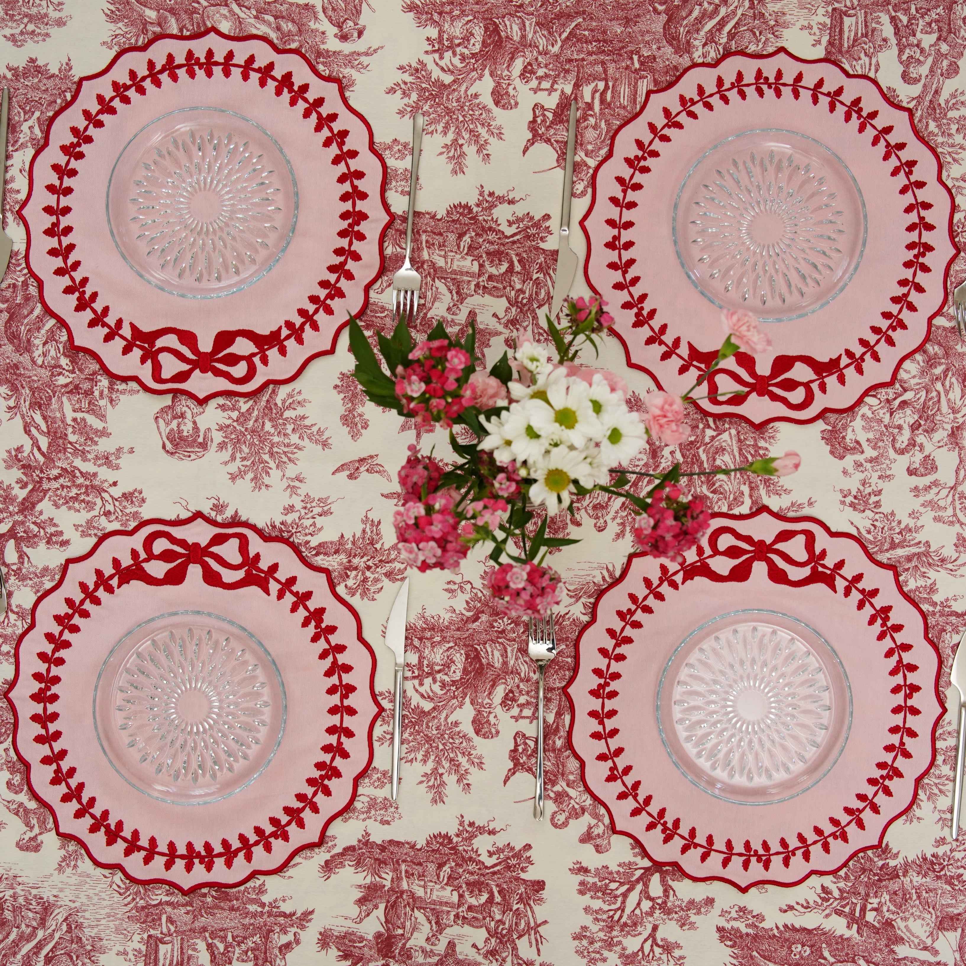 Champagne Pink Cotton Blend Round Placemat