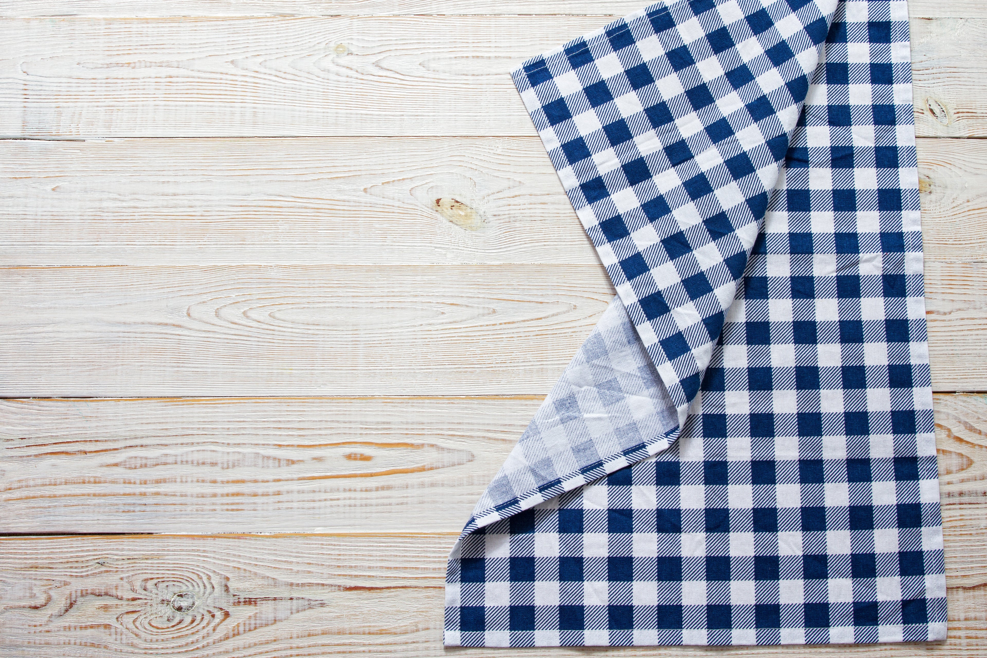 Italian Country Style Checkered Tablecloth